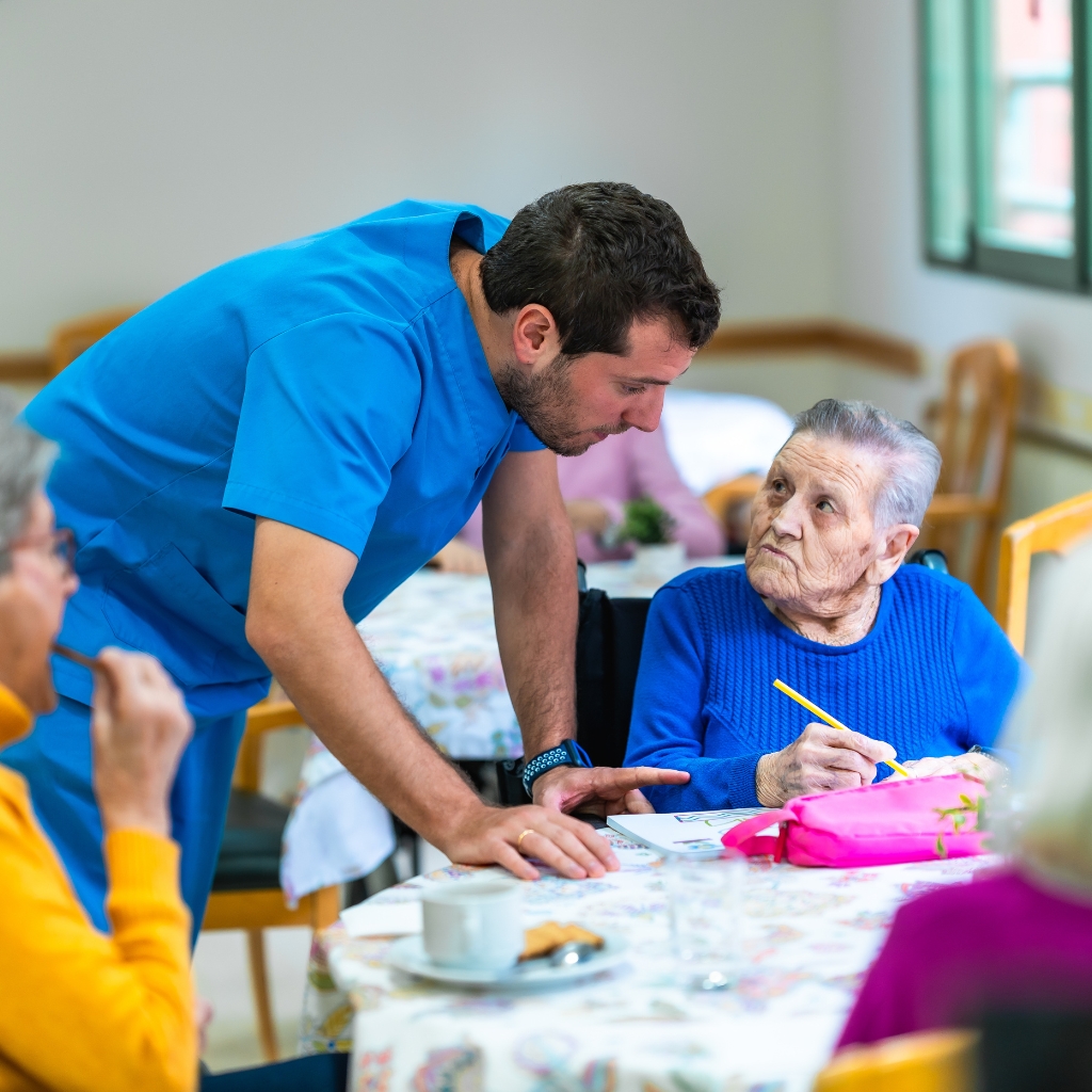 Social and recreational activities for older adults at Heart House LLC